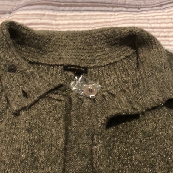 Cardigan - Picture 2 of 4